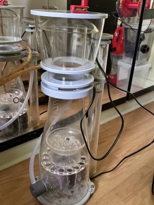 Aquarium Reefer 425 G2 Deluxe Blanc (2 ReefLED 90 et 2 potences)