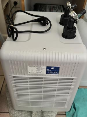 Aquarium Reefer 425 G2 Deluxe Blanc (2 ReefLED 90 et 2 potences)