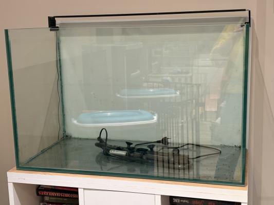 Aquarium et meuble sous garantie