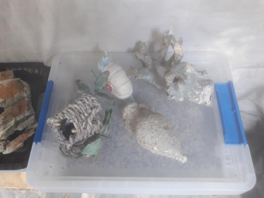 DECORATIONS DIVERSES