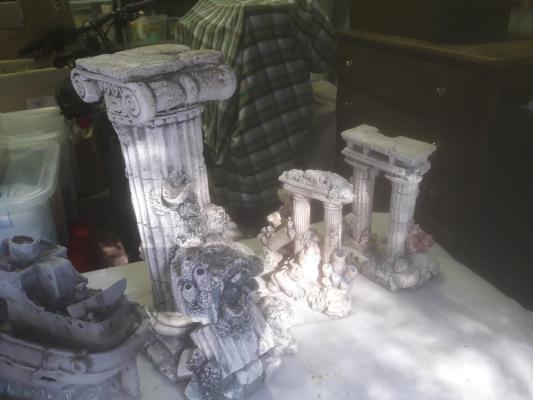 DECORATIONS DIVERSES
