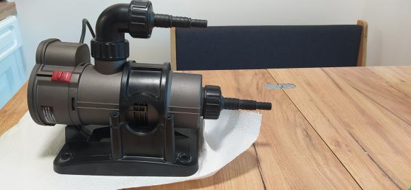 Stérilisateur UV pour aquarium de 100 à 300 L