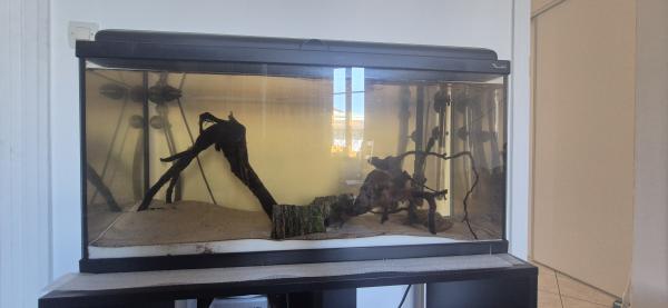 Aquarium 80litres