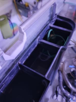 Aquarium avec meuble