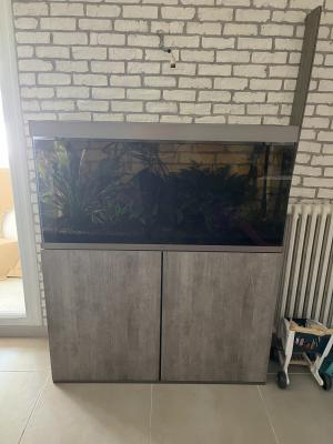 À vendre Aquarium + meubles 250L