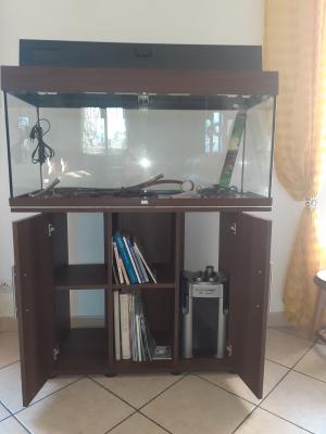 a vendre aquarium juwel rio 180 led et meuble