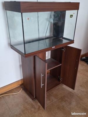 Aquarium 140L avec meuble en bois