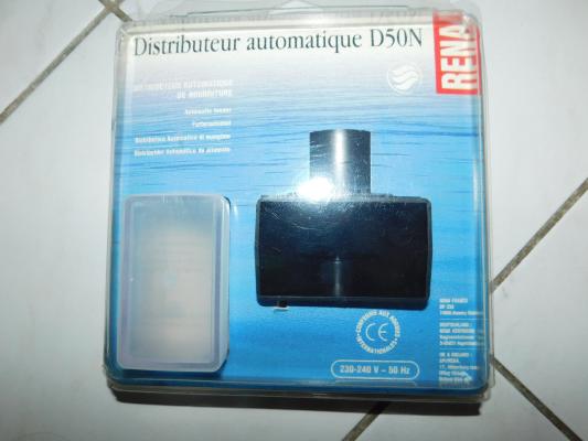 Aquarium Juwel 170L + meuble + décor + accessoires
