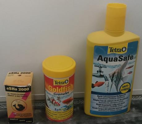 Lot aquariophilie complet JBL + Tetra + eSHa - état neuf / non périmé