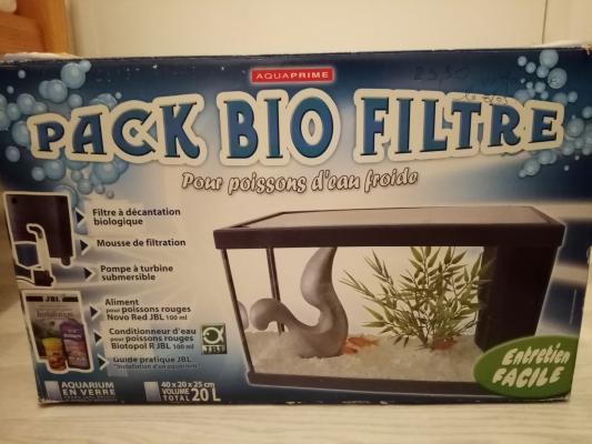 Aquarium 20L avec pompe