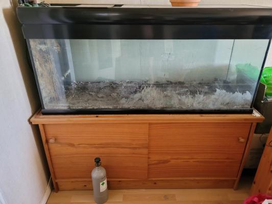 aquarium 450 litres avec meuble