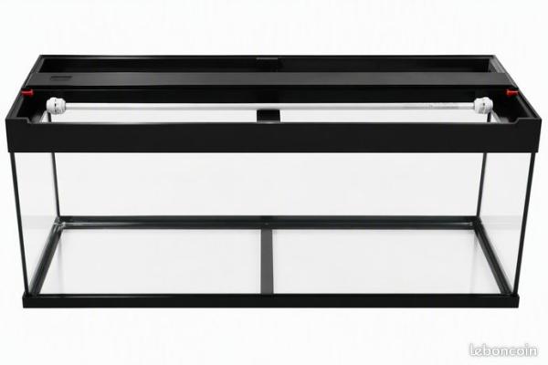Aquarium 240l et accessoires