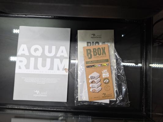 Aquarium 95 litres + meuble