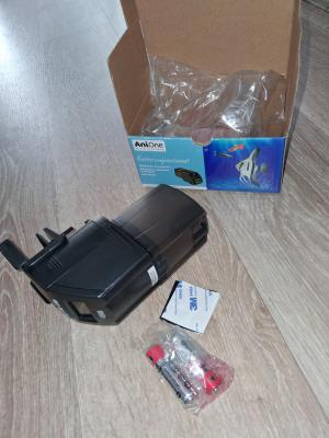 Matériels, nourriture, décoration et aquarium à vendre.