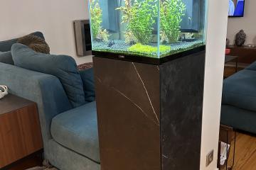 Aquarium Ciano noir 52L + meuble