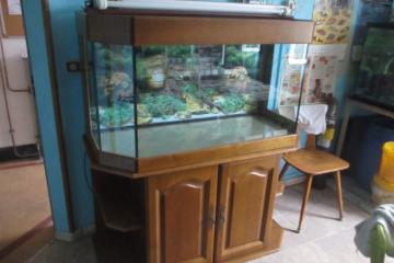 Aquarium avec Meuble