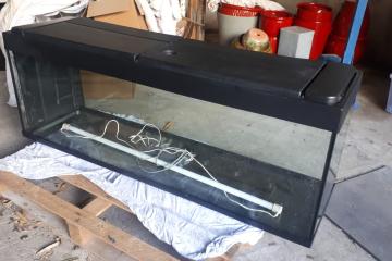 AQUARIUM DE 300Litres
