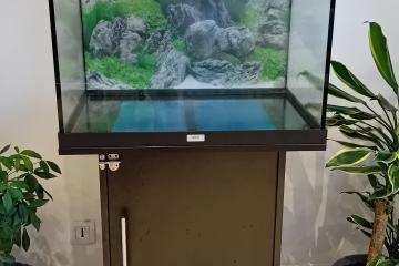 Aquarium Juwel 120 litres avec meuble noir