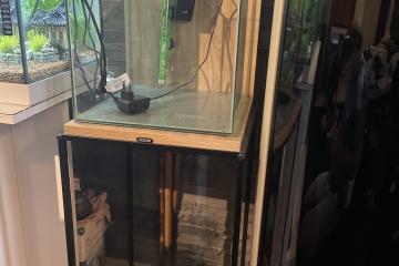 Aquarium, zolux complet, pompe, lampe, LED, chauffage, meuble étagères, très propre