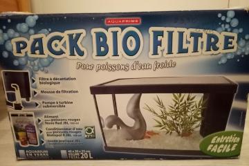 Aquarium 20L avec pompe